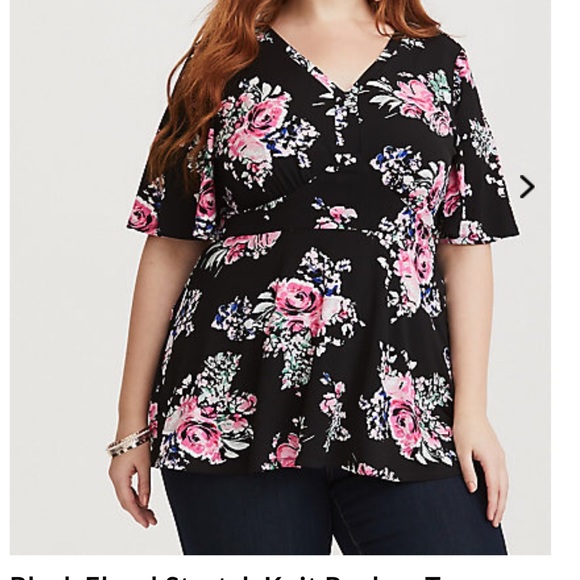 ❌SOLD❌Torrid Blck Floral Stretch Knit Peplum Top - Picture 2 of 4
